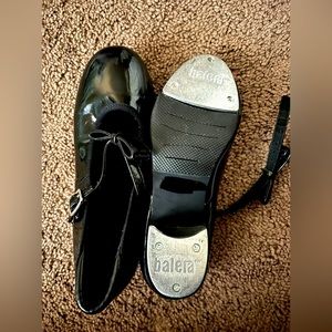 Balera, Mary Jane girls tap shoes size 2.5